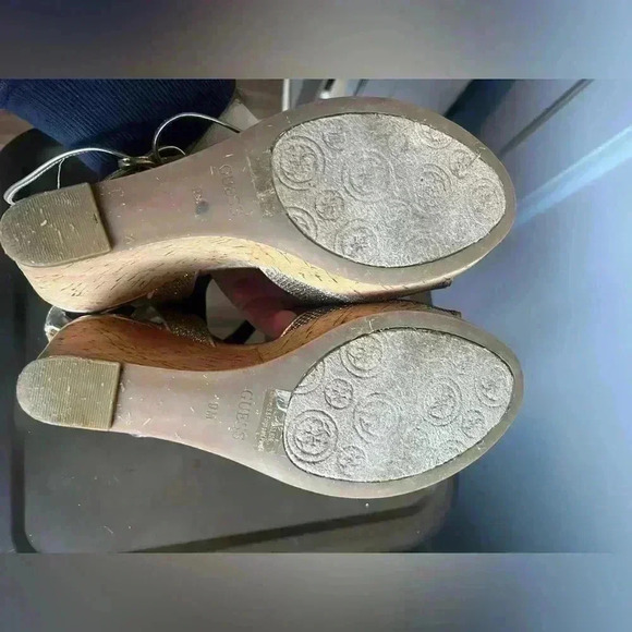 Guess cork heels. Size 9 - Picture 3 of 4